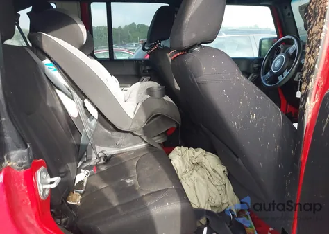 2015 Jeep Wrangler Unlimited Sport из США, поврежденный, VIN 1C4BJWDG4FL619059